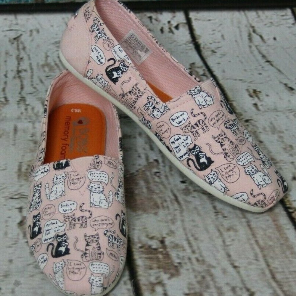 Bobs from Skechers For Cats “Quote Me” Slip On